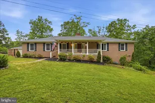 211 Creekview Ln, Middletown, VA 22645 - Photo 1