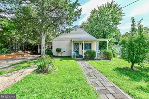 7421 Howard Ct, Falls Church, VA 22043 - Photo 1