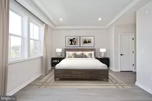 14359 Gln Mnr Dr, Chantilly, VA 20151 - Photo 1