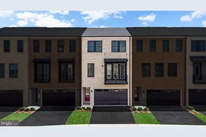 13724 Aviation Place, Herndon, VA 20171 - Photo 1