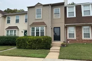 6808 Cottingham Ln, Centreville, VA 20121 - Photo 1