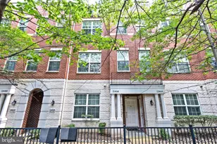 12404 Liberty Bridge Rd, Fairfax, VA 22033 - Photo 1