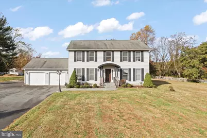 836 Utterback Store Road, Great Falls, VA 22066 - Photo 1