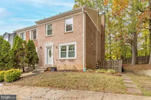 9256 Sprucewood Rd, Burke, VA 22015 - Photo 1