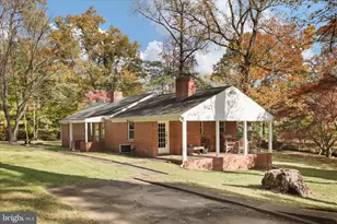 7914 Idylwood Rd, Dunn Loring, VA 22027 - Photo 1