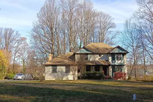 9608 Burke View Ave, Burke, VA 22015 - Photo 1