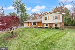 8522 Tysons Ct, Vienna, VA 22182 - Photo 1