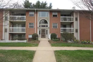 1921 Wilson Ln, McLean, VA 22102 - Photo 1