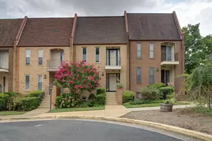 1737 Cy Ct, Vienna, VA 22182 - Photo 1