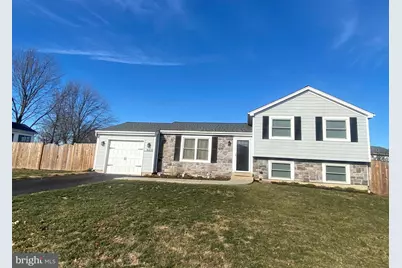 4426 Cub Run Road, Chantilly, VA 20151 - Photo 1