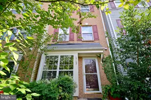 13107 Englishwood Ln, Fairfax, VA 22033 - Photo 1