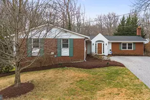 8701 Cromwell Dr, Springfield, VA 22151 - Photo 1