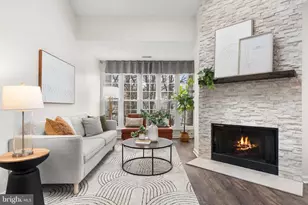 12014 Golf Ridge Ct, Fairfax, VA 22033 - Photo 1