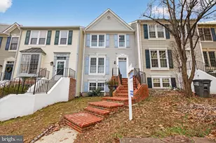 5920 Baron Kent Ln, Centreville, VA 20120 - Photo 1