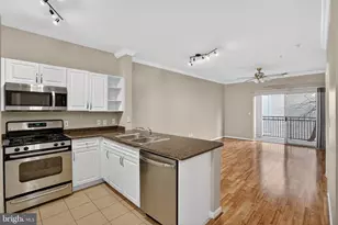 12905 Centre Park Cir, Herndon, VA 20171 - Photo 1