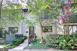 2046 Golf Course Dr, Reston, VA 20191 - Photo 1