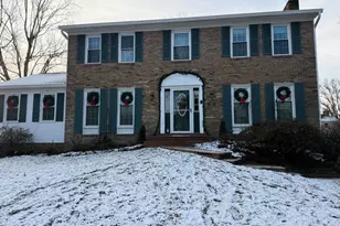 5705 Glamis Dr, Alexandria, VA 22315 - Photo 1