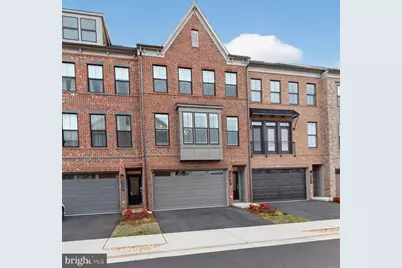 5241 Ridgeview Retreat Drive, Chantilly, VA 20151 - Photo 1