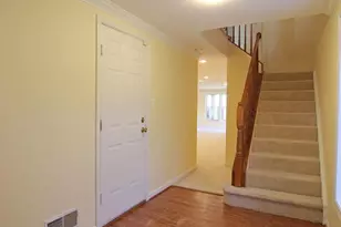 11799 Valley Ridge Cir, Fairfax, VA 22033 - Photo 3