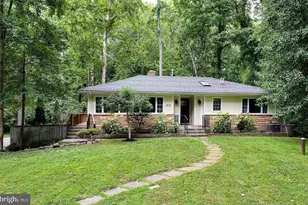 8112 Accotink Dr, Annandale, VA 22003 - Photo 1