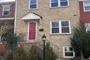 9105 Suede Ct, Fairfax, VA 22031 - Photo 1