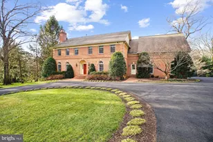 8405 Honeywood Ct, McLean, VA 22102 - Photo 1