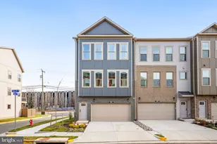 6247 Folly Ln, Alexandria, VA 22315 - Photo 1