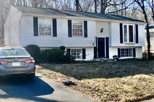 10911 Santa Clara Dr, Fairfax, VA 22030 - Photo 1