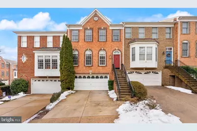 105 Shepherdson Lane NE, Vienna, VA 22180 - Photo 1