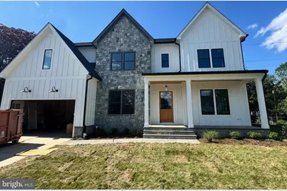 930 Fairway Drive NE, Vienna, VA 22180 - Photo 1