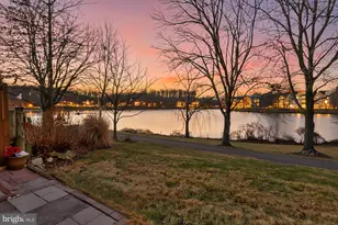 2938 Bridgehampton Ct, Falls Church, VA 22042 - Photo 1