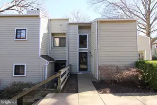 1956 Villaridge Dr, Reston, VA 20191 - Photo 1