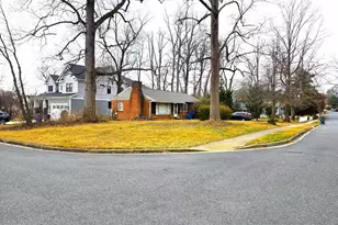 6633 Moly Dr, Falls Church, VA 22046 - Photo 1