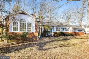 9232 Forest Haven Dr, Alexandria, VA 22309 - Photo 1