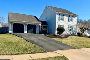 13914 Cristo Ct, Centreville, VA 20120 - Photo 1