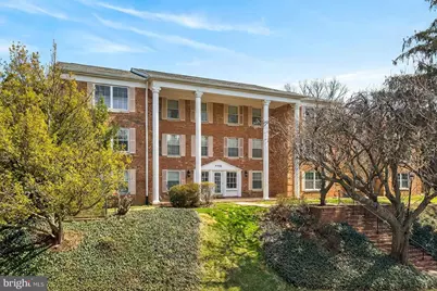 7721 Tremayne Place #215, McLean, VA 22102 - Photo 1