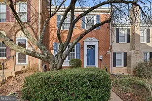 11872 St Trinians Ct, Reston, VA 20191 - Photo 1