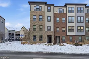 13252 Woodland Park Rd, Herndon, VA 20171 - Photo 1