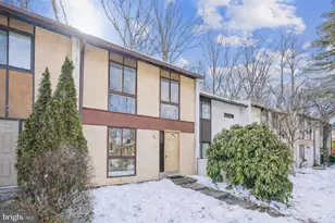 2315 Emerald Heights Ct, Reston, VA 20191 - Photo 1