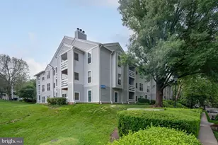 10300 Appalachian Cir, Oakton, VA 22124 - Photo 1