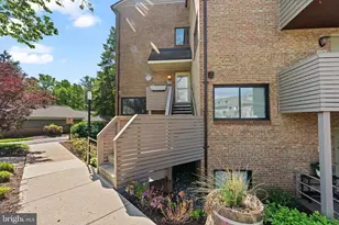 11120 Harbor Ct, Reston, VA 20191 - Photo 1
