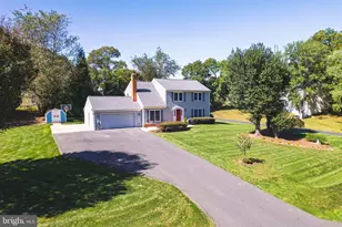 6116 Kings Color Dr, Fairfax, VA 22030 - Photo 1