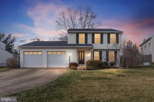 13050 Monterey Estates Dr, Herndon, VA 20171 - Photo 1