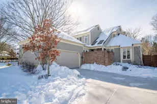 2924 Elmesmeade Ct, Oakton, VA 22124 - Photo 1