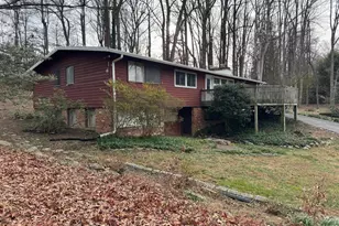 7527 Friar Tuck Ct, Falls Church, VA 22042 - Photo 1