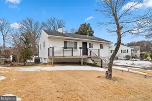 6451 Maplewood Dr, Falls Church, VA 22041 - Photo 1