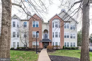 4132 Fountainside Ln, Fairfax, VA 22030 - Photo 1
