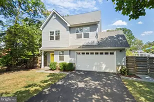 6625 Oak Dr, Alexandria, VA 22306 - Photo 1