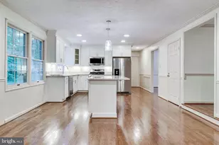 5931 Oakland Park Dr, Burke, VA 22015 - Photo 1