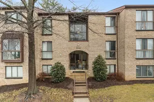 2073 Royal Fern Ct, Reston, VA 20191 - Photo 1